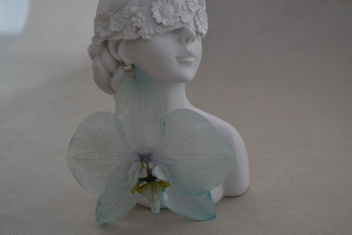 Pandantiv orhidee - Taina timpului