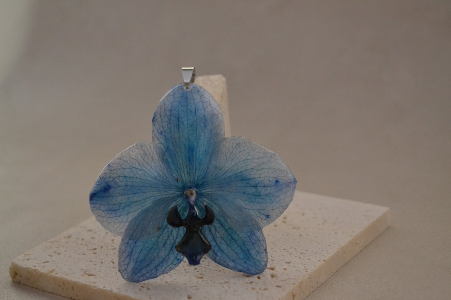 Pandantiv orhidee - Vis albastru