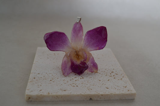 Pandantiv orhidee - Floare misterioasă