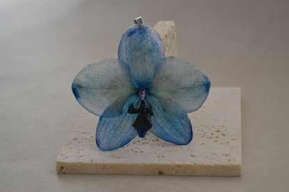 Pandantiv orhidee - Albastru regal