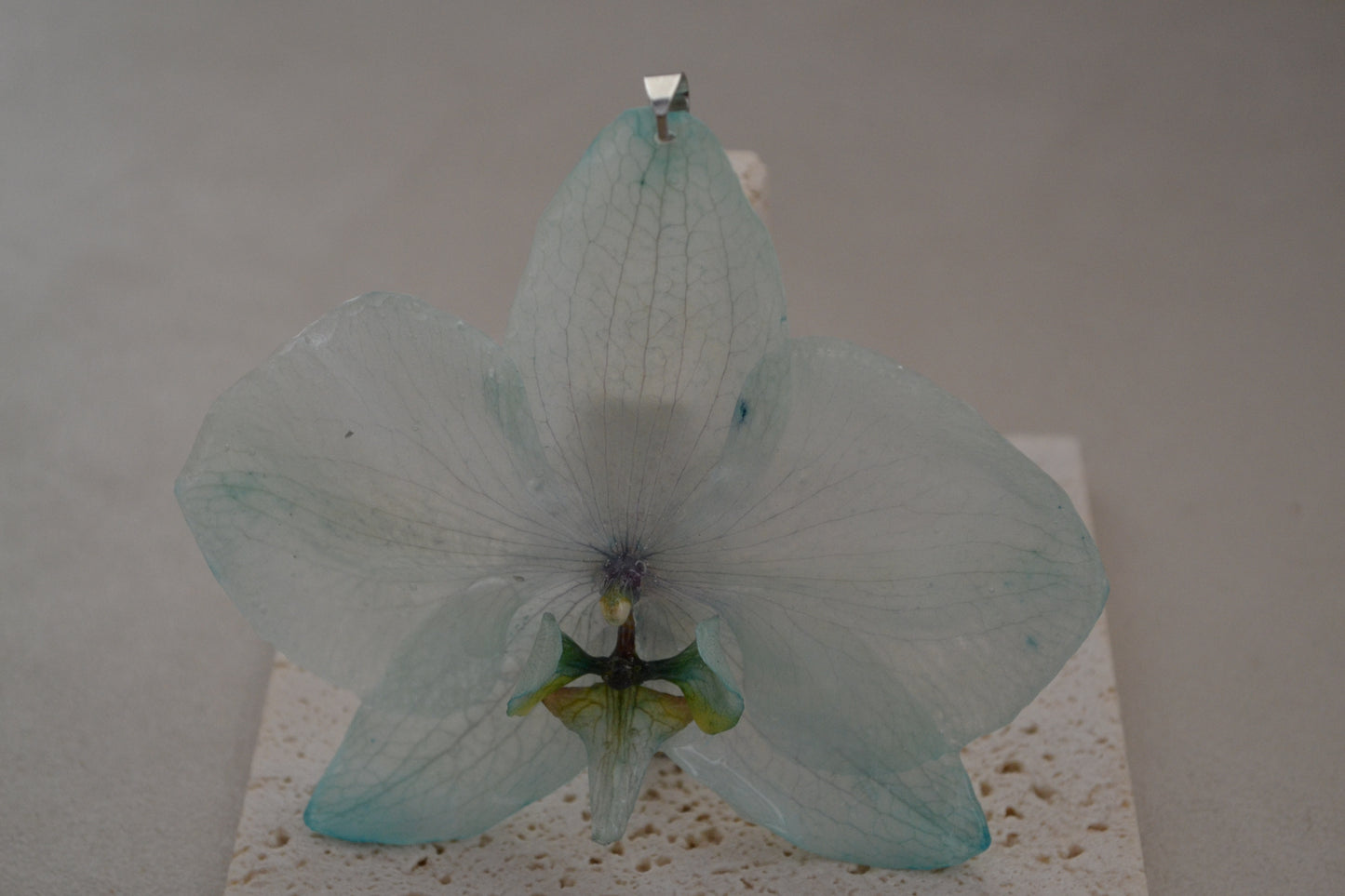 Pandantiv orhidee - Valuri și iubire